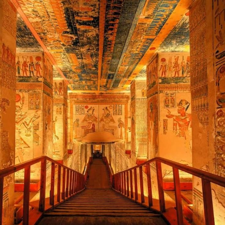  Luxor's Valley of the Kings